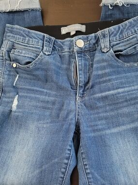 Wit & Wisdom Medium Blue Skinny Jeans with Light Distress